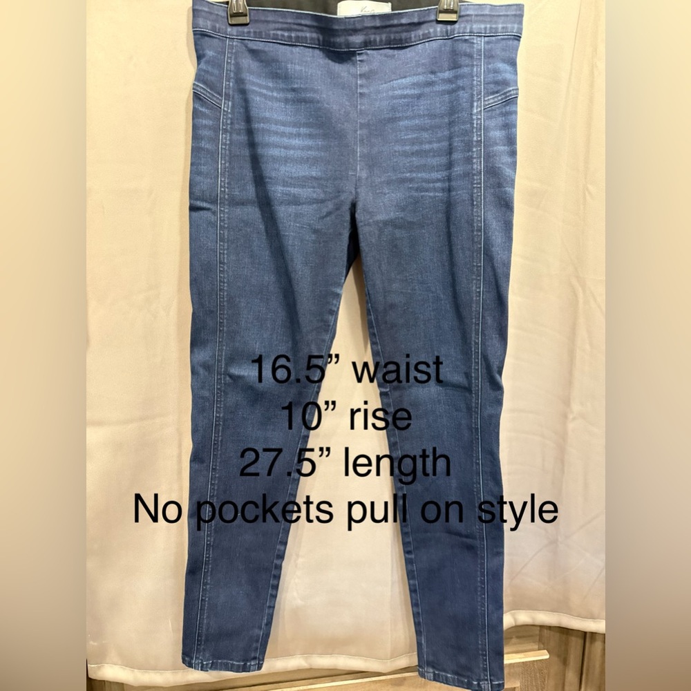 KanKan Women's Blue Jean leggings style jeans nice stretch soft pull on like new